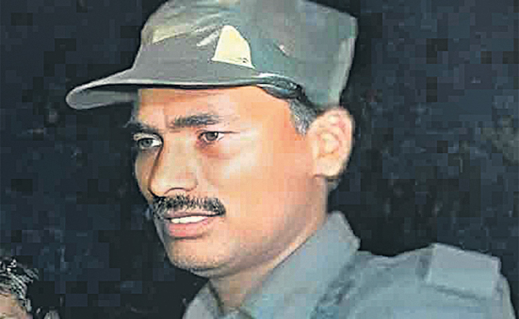DEV-JI.jpg