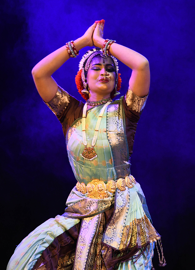 kuchipudi_20dance_20in_20hyderabad__20_2817_29.jpg 17
