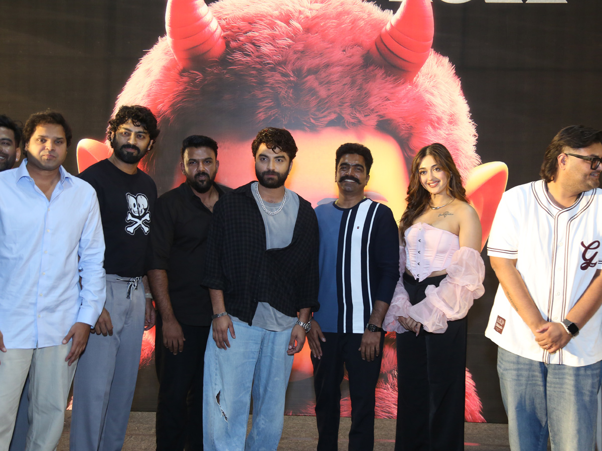 Vishwak_20sen_20CULT_20Movie_20Teaser_20Launch_20Photos_20_282_29.jpg 2