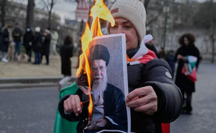 iran3.jpg