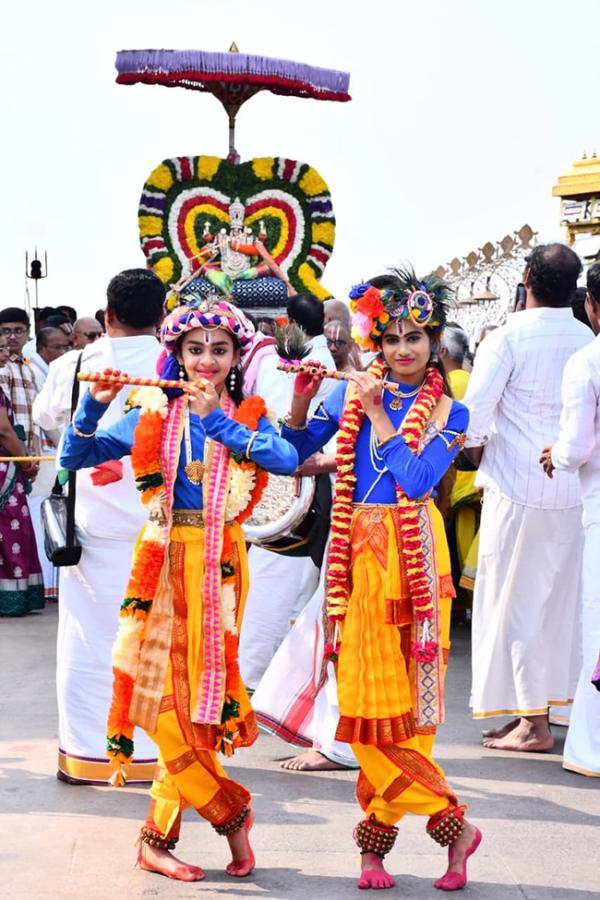 Yadagirigutta_20Sri_20Lakshmi_20Narasimha_20Swamy_20Annual_20Brahmotsava__20_288_29.jpg 8