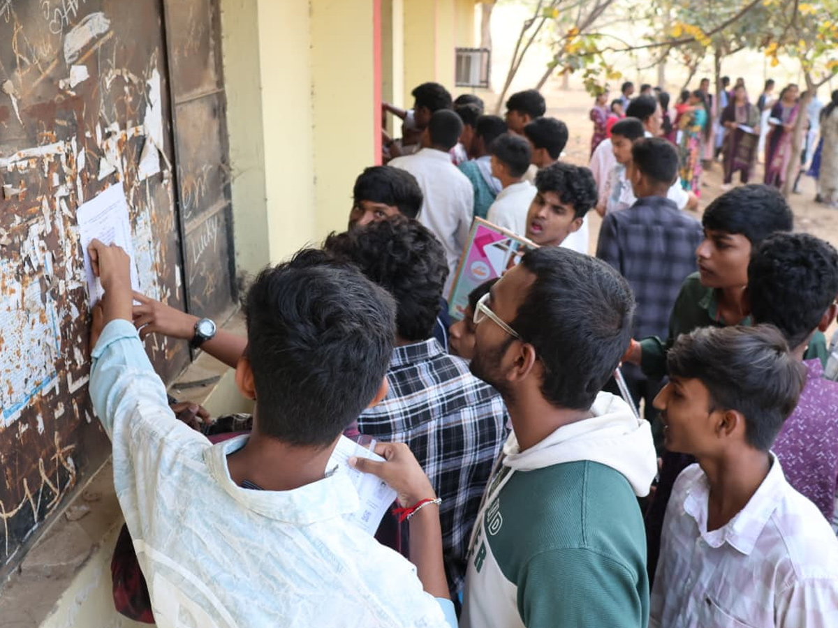 Telangana_20inter_20exams_20Begins_20Photos_20_281_29.jpg 1