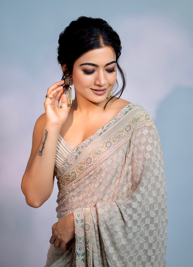 Virosh_20Wedding_20Trending_20on_20Rashmika_20Mandanna_20HD_20Photos__20_2821_29.jpg 21