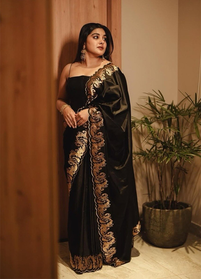 Actress_20Nivetha_20Thomas_20New_20Look_20HD_20Photos__20_282_29.jpg 2