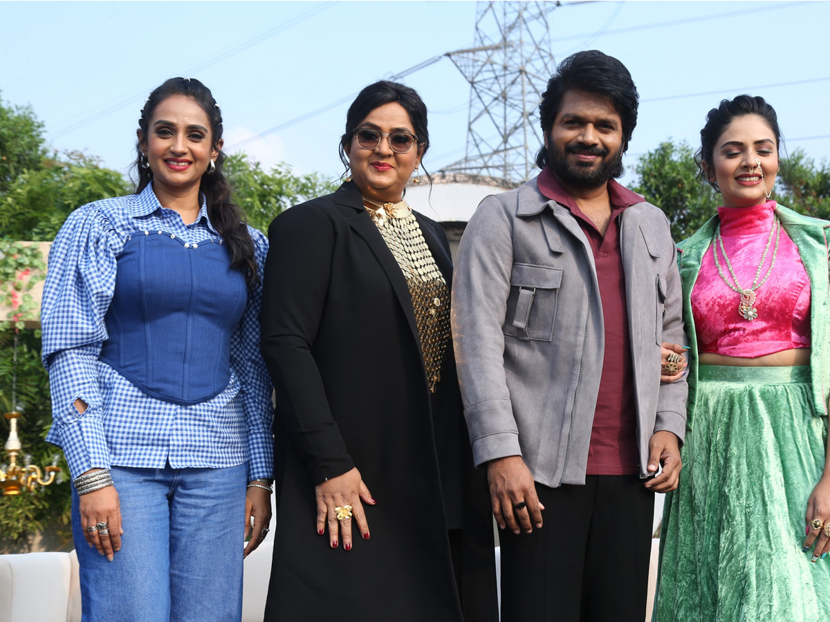 Jio_20Hotstar_20Mad_20For_20Each_20Other_20Reality_20Show_20Press_20Meet_20Photos_20_281_29.jpg 2