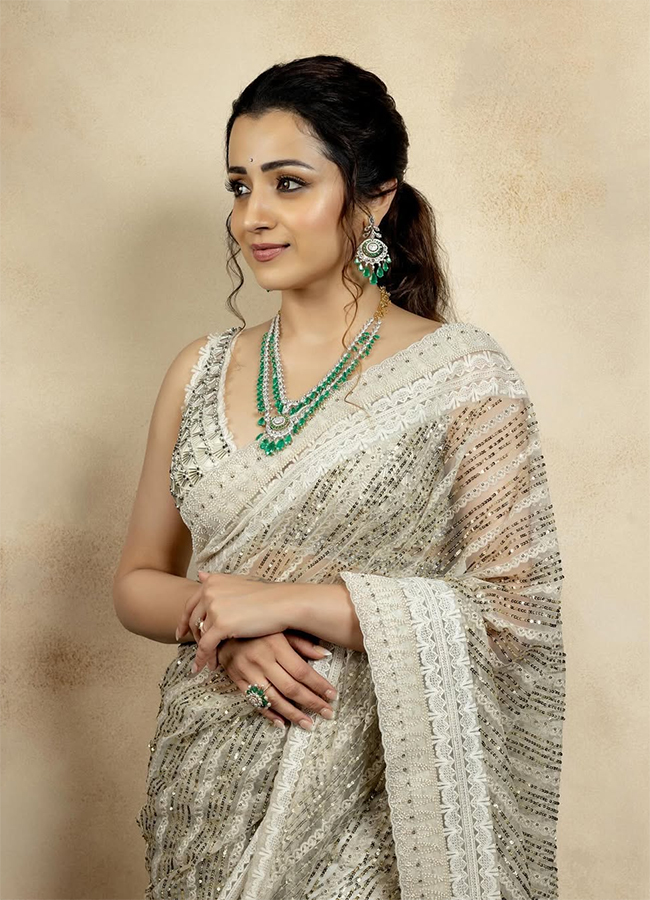 Actress_20Trisha_20Krishnan_20Trending_20Now_20HD_20Photos__20_2821_29.jpg 21
