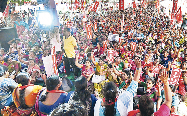 Anganwadi-workers.jpg