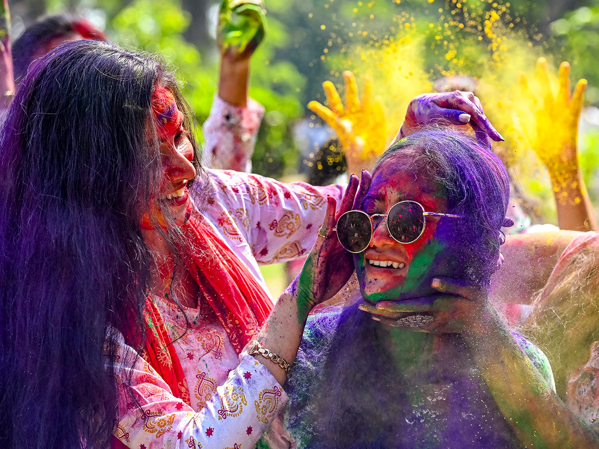holi_202026_20celebration_20in_20india-100.jpg 25