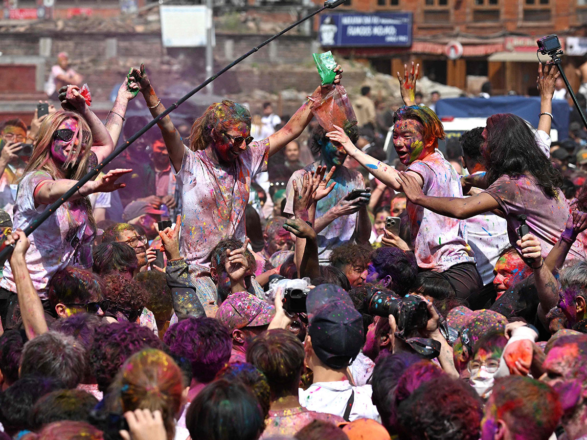 holi_202026_20celebration_20in_20india__20_285_29.jpg 6