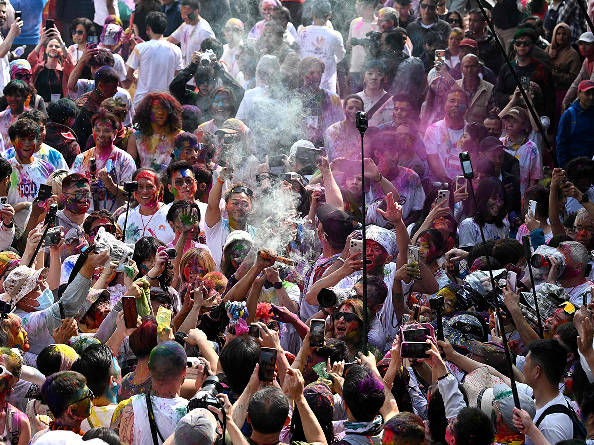 holi_202026_20celebration_20in_20india__20_287_29.jpg 8
