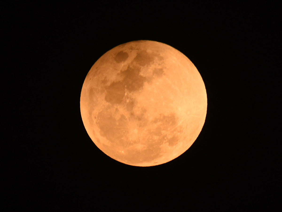 Lunar_20Eclipse_202026_20_20Blood_20Moon_20in_20Hyderabad__20_284_29.jpg 4