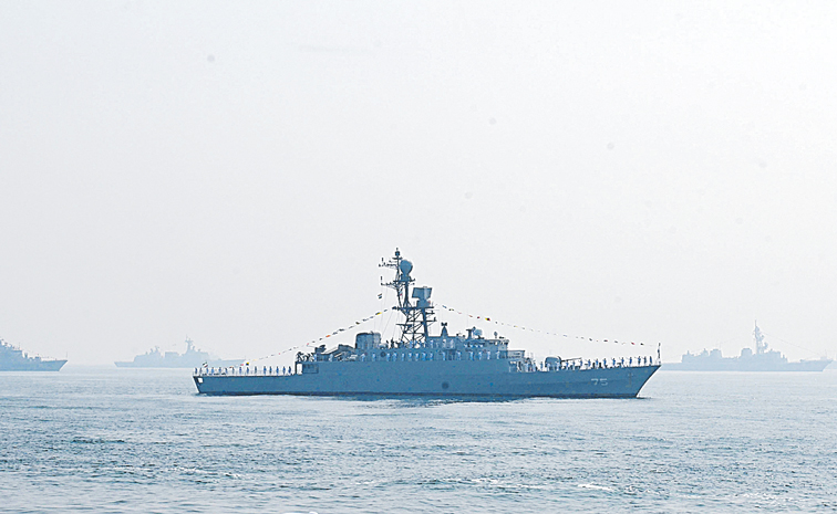 IRAN-SHIP.jpg