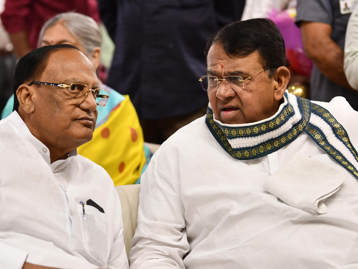 Telangana_20Deputy_20CM_20Bhatti_20Vikramarka_20son_20wedding_20Photos_20_2815_29_0.jpg 31