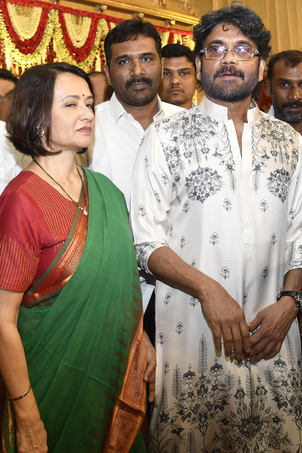 Telangana_20Deputy_20CM_20Bhatti_20Vikramarka_20son_20wedding_20Photos_20_285_29.jpg 15