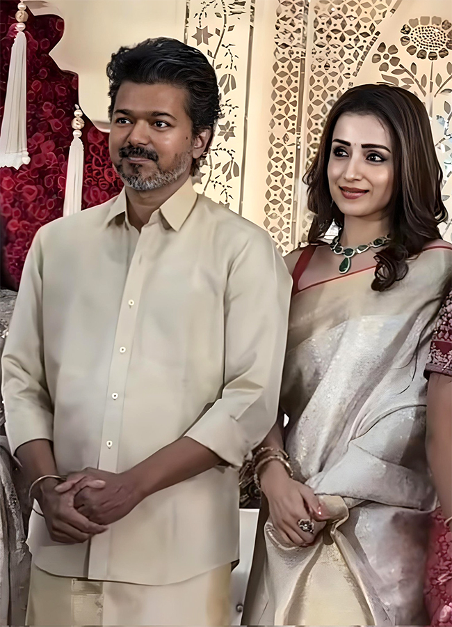 Actor_20and_20TVK_20chief_20Vijay_20attends_20wedding_20reception_20with_20Trisha__20_282_29.jpg 2