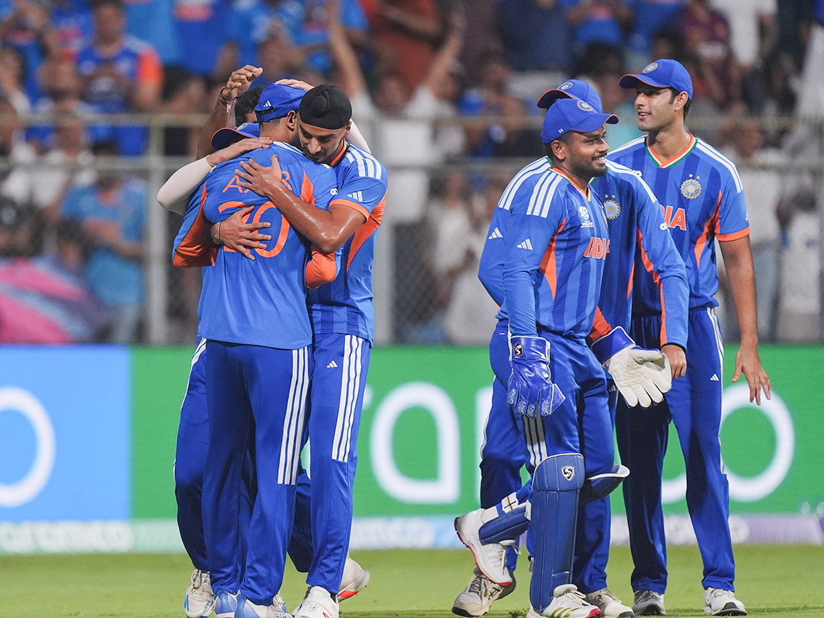 ICC_20Mens_20T20_20World_20Cup_202026_20Semifinal_20India_20and_20England_20at_20Wankhede_20Stadium__20_2815_29.jpg 15