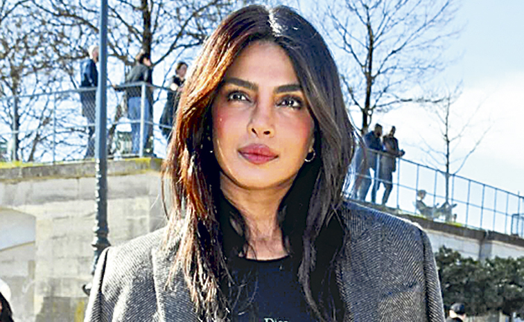priyanka-Chopra.jpg