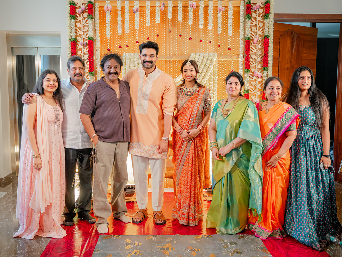 Bellamkonda_20Sai_20Sreenivas_20introduces_20his_20life_20partner_20Kavya_20Reddy__20_284_29.jpg 4