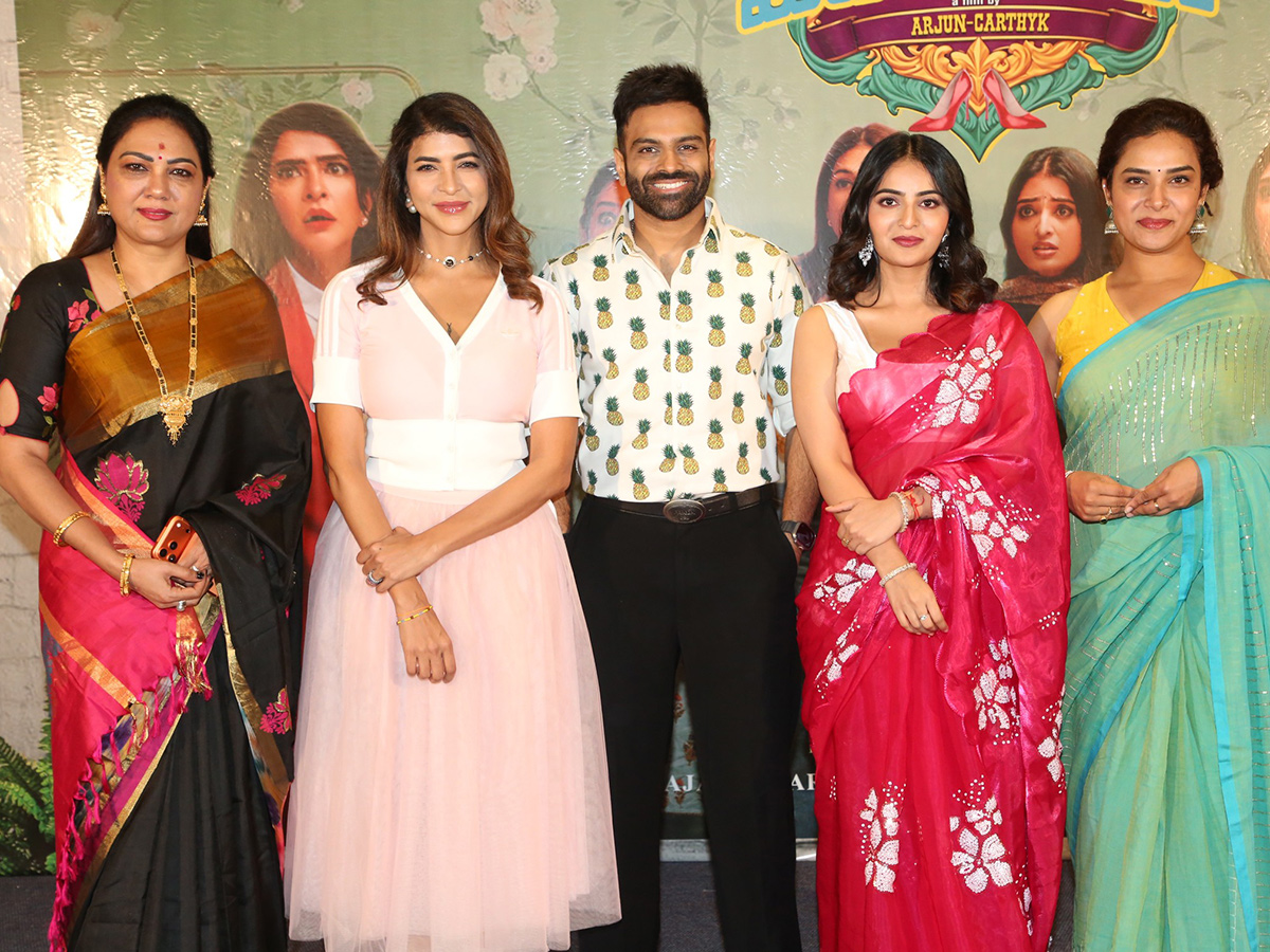 Lechindi_20Mahila_20Lokam_20Movie_20Trailer_20HD_20Photos__20_2813_29.jpg 13