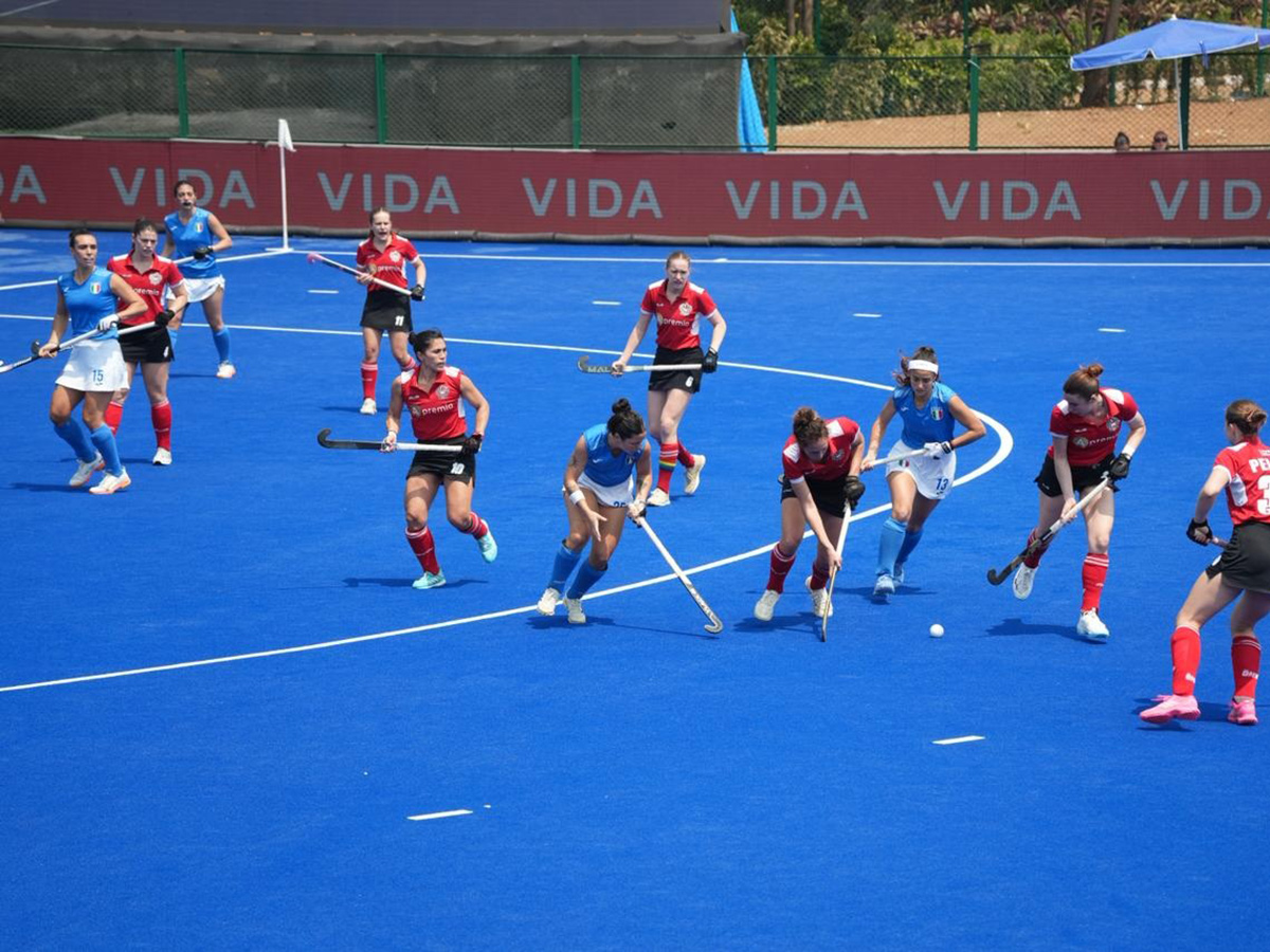 Womens_20World_20Cup_20Hockey_20Qualifiers_20At_20Gachibowli_20Stadium__20_284_29.jpg 4