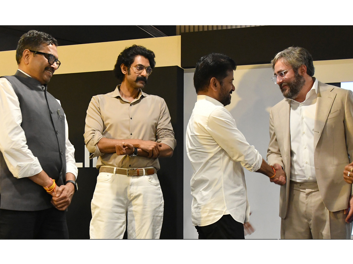 CM_20Revanth_20Reddy_20opens_20Netflix_20Eyeline_20Studios_20facility_20In_20Hyderabad_20Photos_20_2812_29.jpg 12