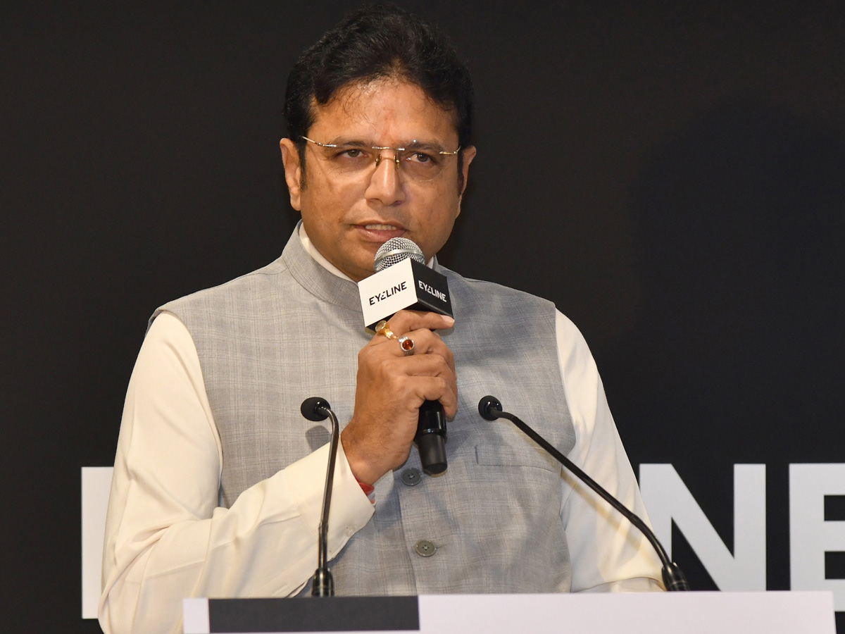 CM_20Revanth_20Reddy_20opens_20Netflix_20Eyeline_20Studios_20facility_20In_20Hyderabad_20Photos_20_283_29.jpg 3
