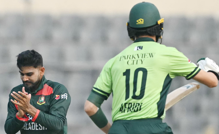 pakvsban.jpg