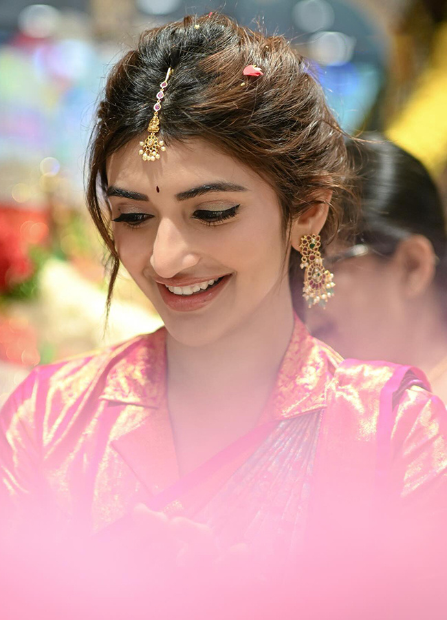 Actress_20Sreeleela_20At_20Khammam__20_2815_29.jpg 15