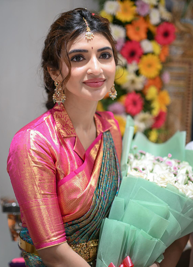 Actress_20Sreeleela_20At_20Khammam__20_2817_29.jpg 17