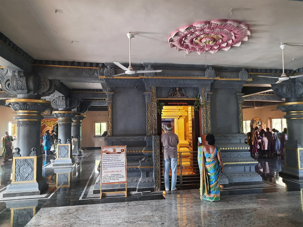Uttarandhra_20Sabarimala_20Ayyappa_20Swamy_20Temple_20At_20Pendurthi__20_2810_29.jpg 10