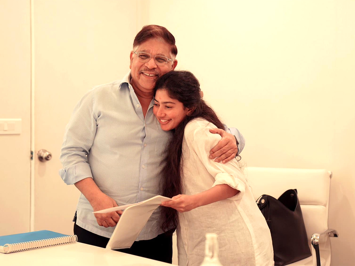 Tollywood-Actress-Sai-Pallavi-Rare-And-Unseen-Photos_-(2).jpg 2