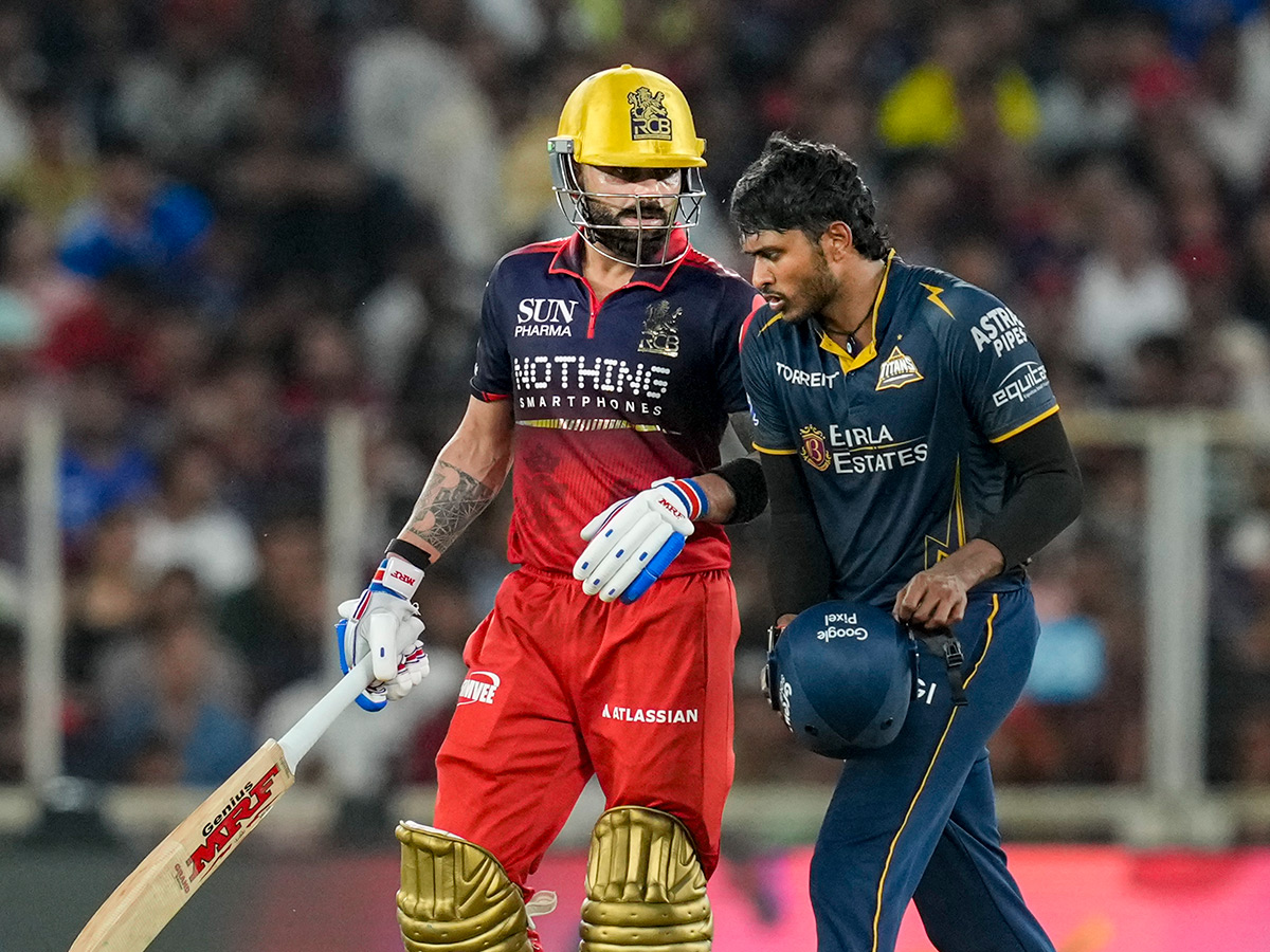 IPL_202026_20_20RCB_20_20Players_20Celebrate_20With_20the_20Trophy_20After_20Winning__20_2810_29.jpg 10