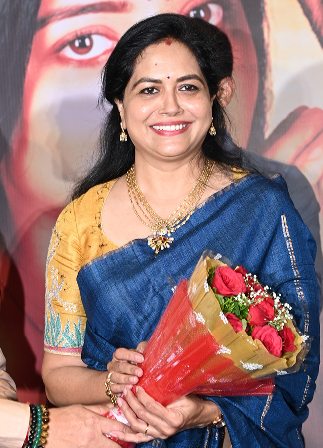 Kotha_20Malupu_20Movie_20Teaser_20Launch_20HD_20Photos__20_2810_29.jpg 10