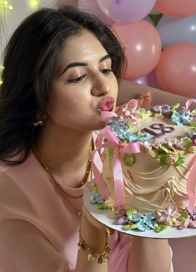 Harshaali_20Malhotra_20_288_29.jpg 8