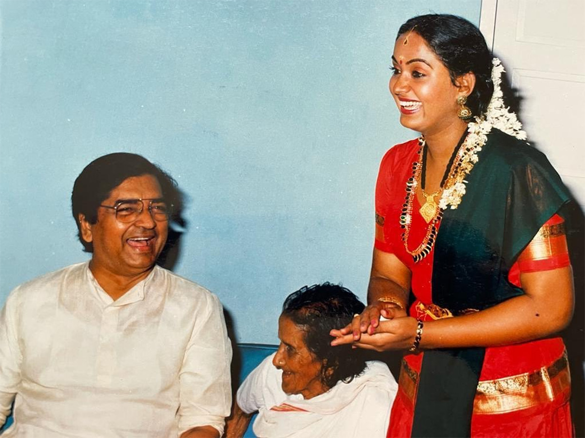 _23HBDRadha_20_20Actress_20Radha_20Nair_20Rare_20And_20Unseen_20Photos__20_289_29.jpg 9