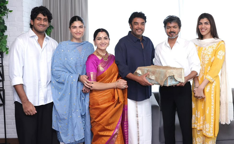 kushboo-daughter-wedding.jpg