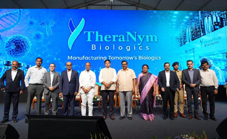 theranym-.jpg