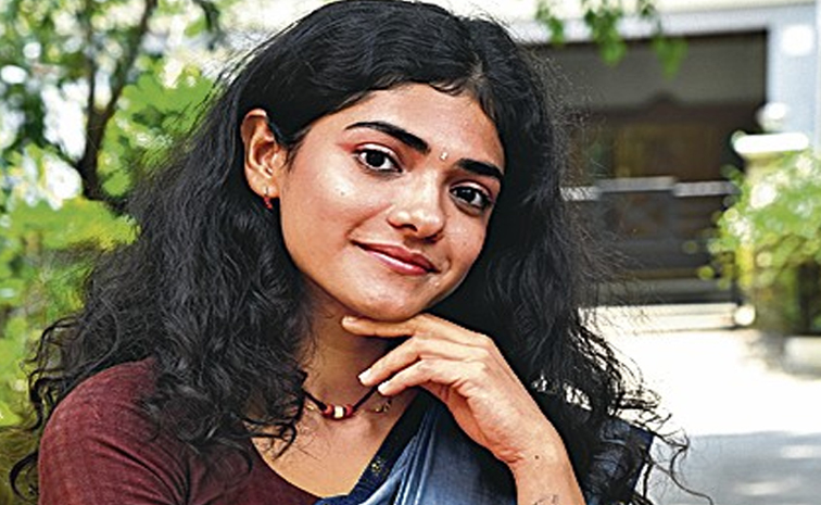 Ahilya-Bamroo.jpg