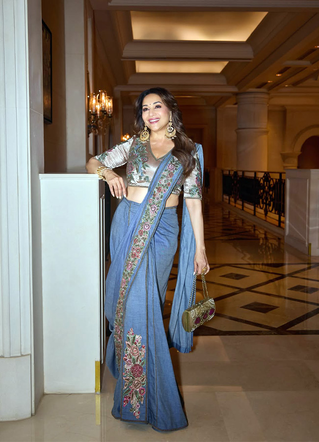 Madhuri_20Dixit_20_288_29_0.jpg 8