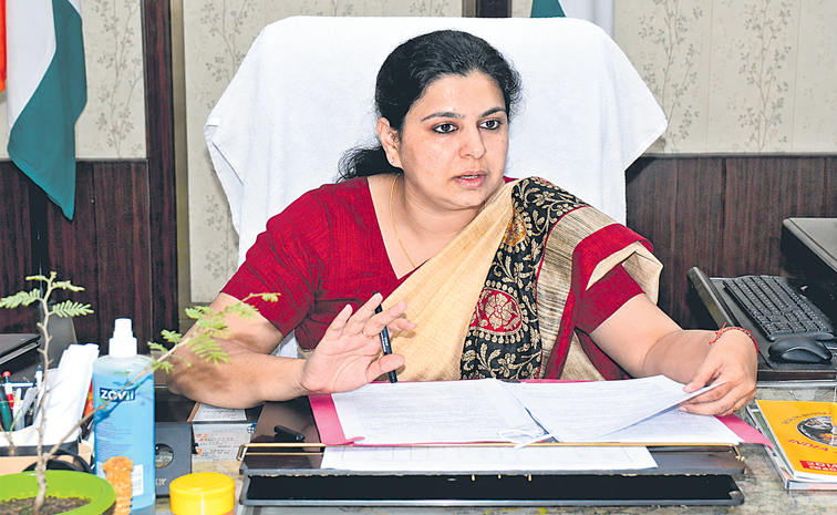 Divya-Mittal-IAS-2.jpg