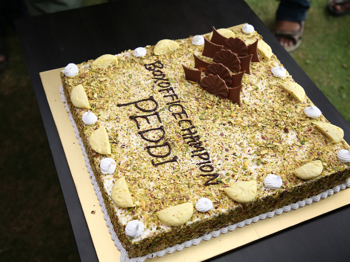 Ram_20Charan_20Peddi_20Movie_20Team_20Success_20Celebrations_20_E2_80_8DHD_20Photos__20_2811_29.jpg 11