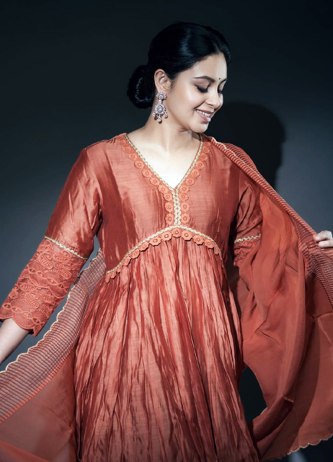 Abhinaya_20_288_29.jpg 8