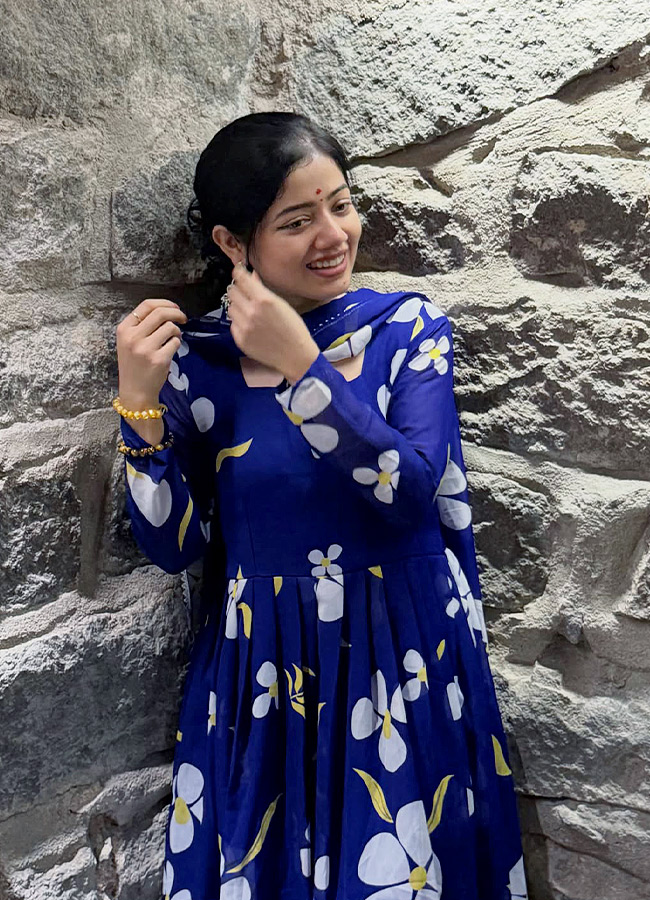 bhairavi_20ardhya_20deka_20_2812_29.jpg 12