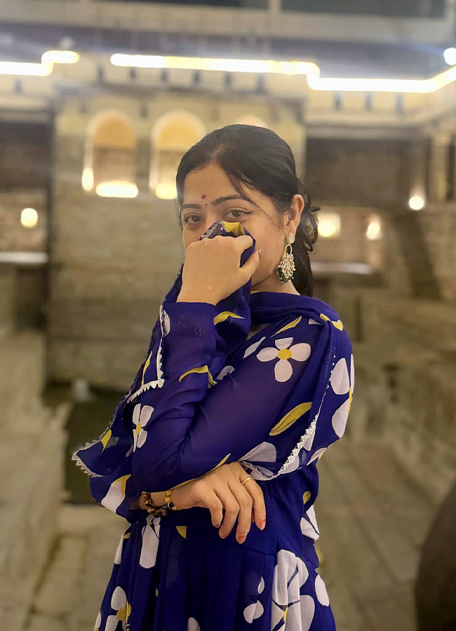 bhairavi_20ardhya_20deka_20_2813_29.jpg 13