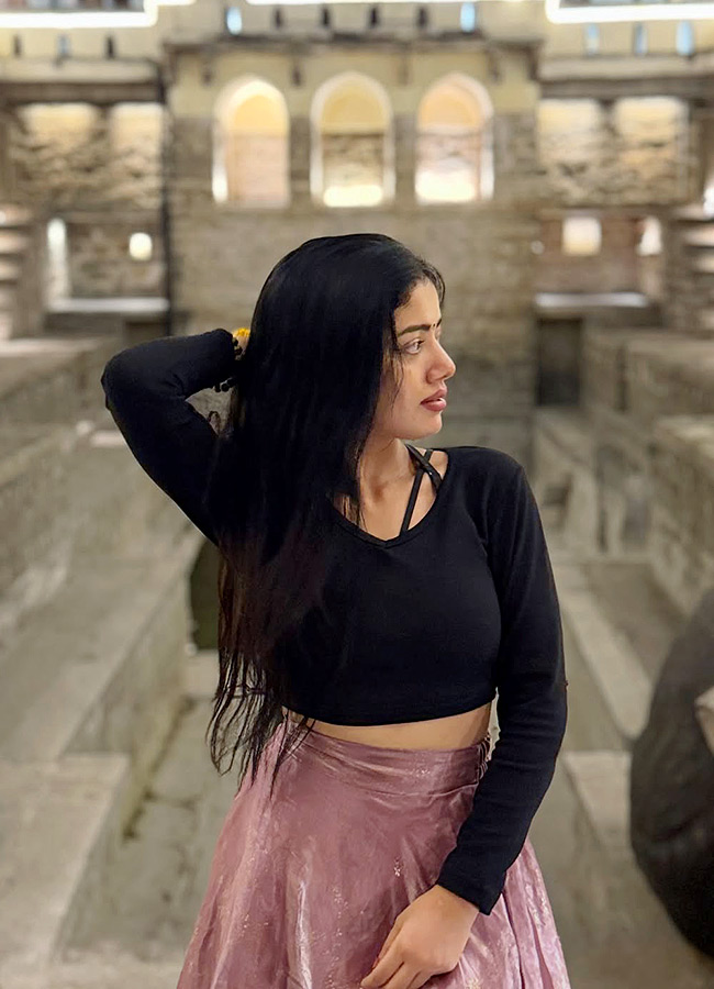 bhairavi_20ardhya_20deka_20_283_29.jpg 3