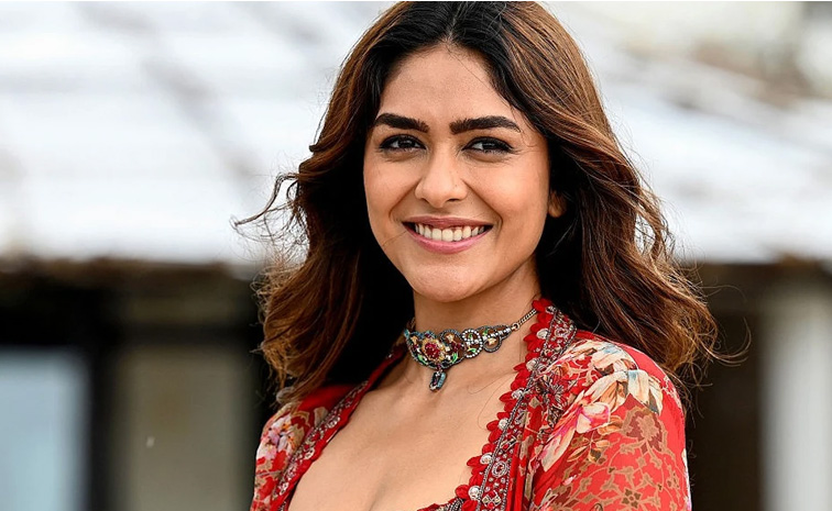 mrunal-thakur.jpg