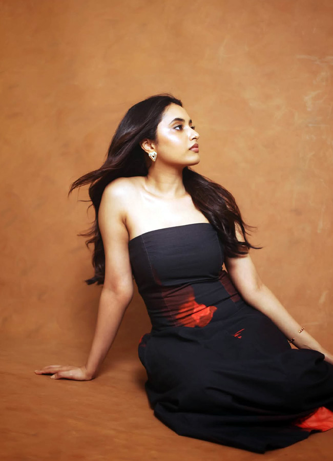 Priyanka_20Mohan_20_283_29.jpg 3