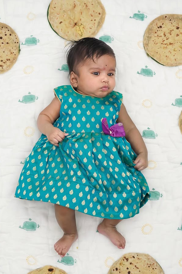 Shiva_20Jyothi_20shares_20Her_20Daughter_20Pictures_20_282_29.jpg 3