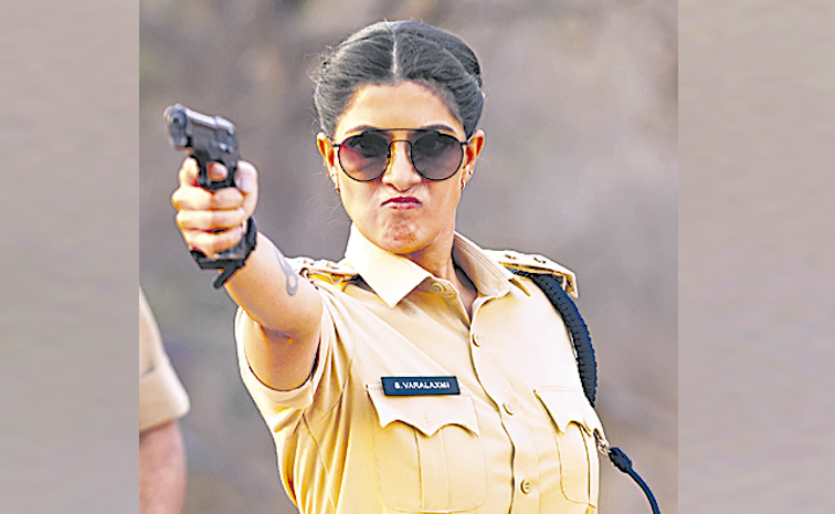 varalakshmi-sharath-2.jpg
