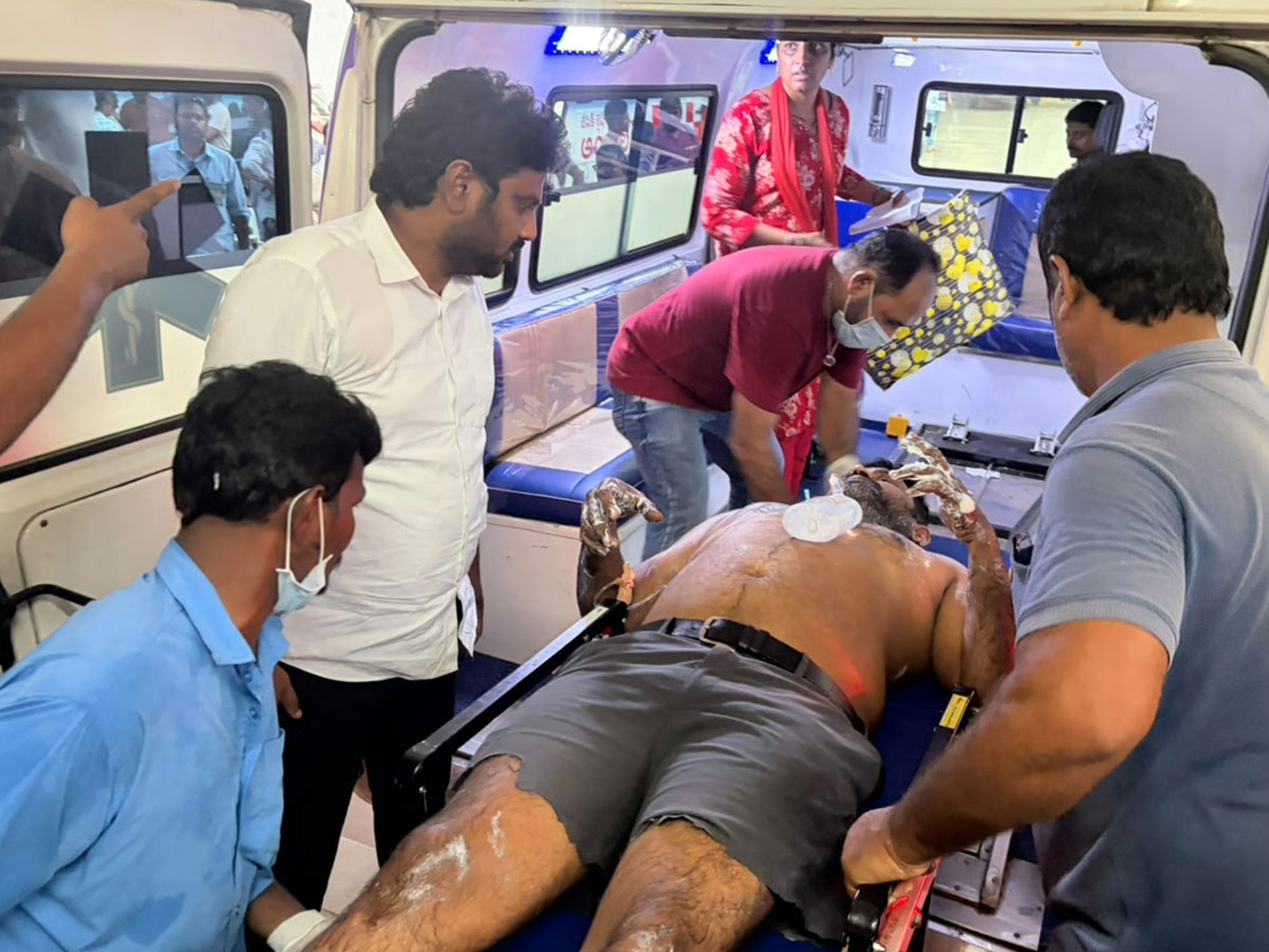 vizag_20steel_20plant_20fire_20accident_20_286_29.jpg 6